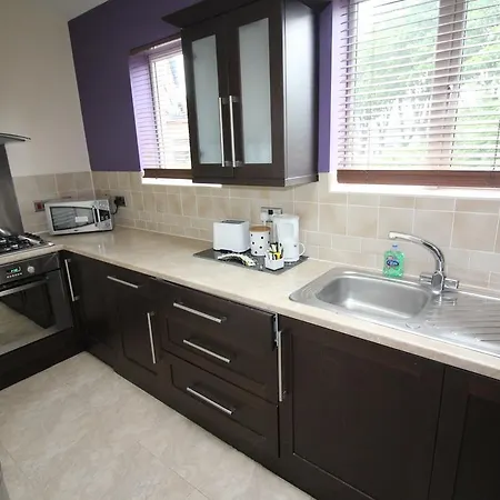 Σπίτι διακοπών 3 Bed House In Leeds Λιντς